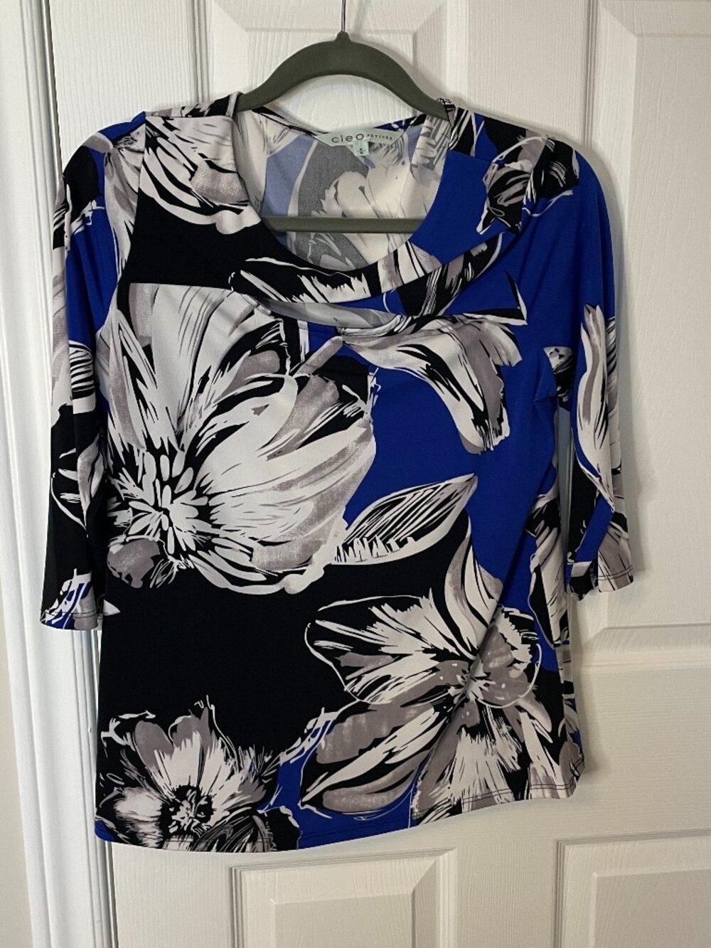 3/4 Sleeve Blouse by Cleo - Size Medium Petites